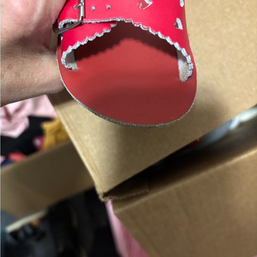 Red with Adjustable Straps - Picture 6 of 7